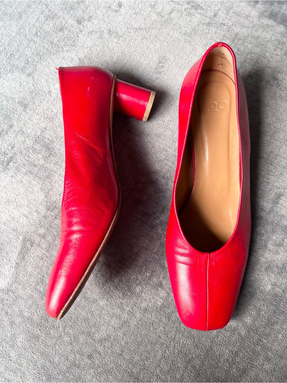 LOQ Shoes Sz 41 US 10.5 Camila Red Leather Pumps Heels Spain